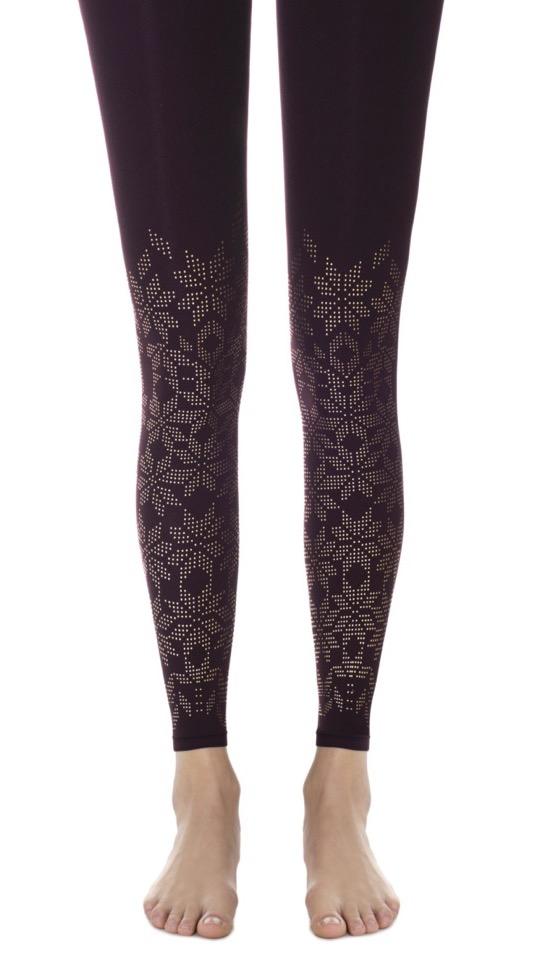 https://www.joyfullook.com/cdn/shop/products/joyfullook-footless-tights-accessories-aubergine-snow-flake-lace-print-gold-01.jpg?v=1608225907